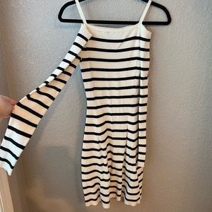 NWT Theory Pirellia Prosecco Striped Cold Shoulder Dress